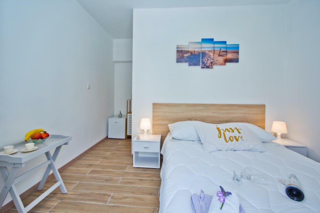 Sweet Dreams Hotel Hvar Town Exterior photo